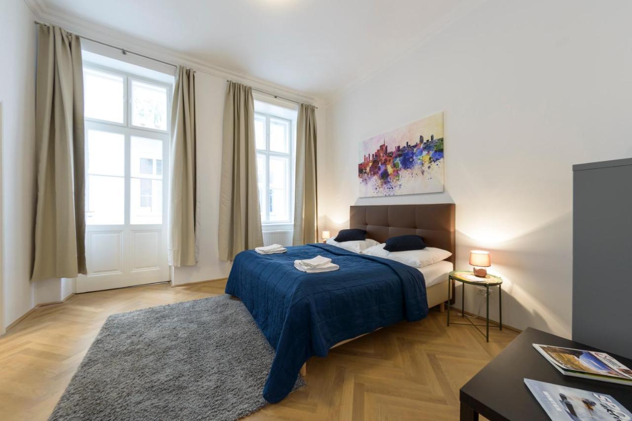 Apartment Senator Stephansplatz By Ichbucheat Wien